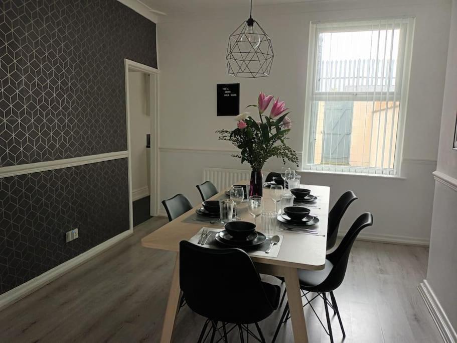 Antonio Str Liverpool 6 Beds Ngoại thất bức ảnh