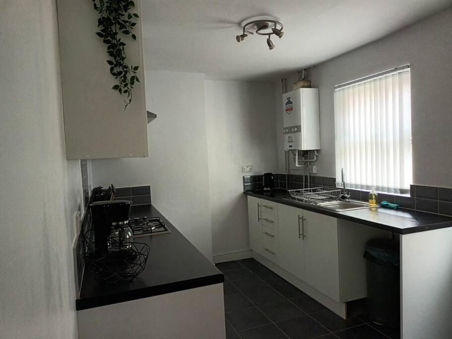 Antonio Str Liverpool 6 Beds Ngoại thất bức ảnh