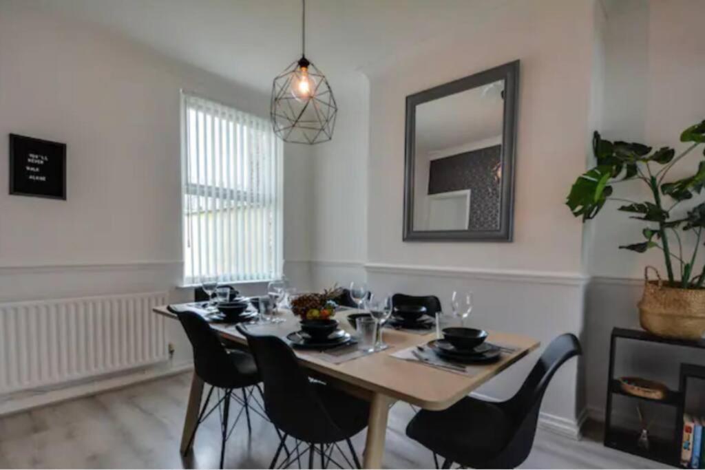 Antonio Str Liverpool 6 Beds Ngoại thất bức ảnh