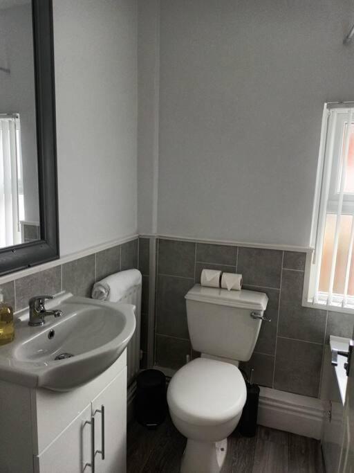 Antonio Str Liverpool 6 Beds Ngoại thất bức ảnh
