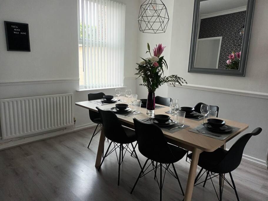Antonio Str Liverpool 6 Beds Ngoại thất bức ảnh